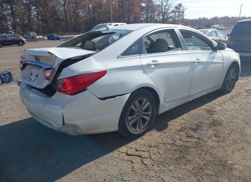 Photo 4 of 2012 Hyundai Sonata GLS (VIN 5NPEB4AC3CH467341)