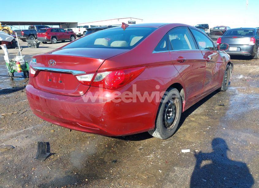Photo 4 of 2012 Hyundai Sonata GLS (VIN 5NPEB4AC3CH469266)