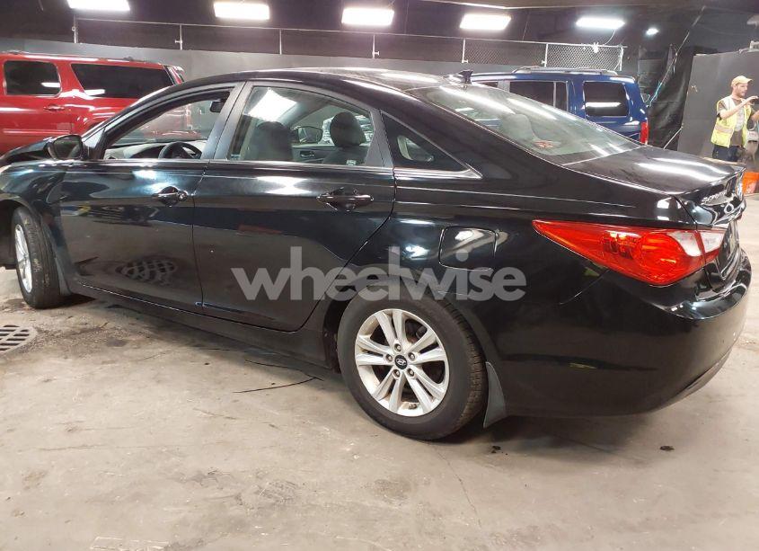 Photo 3 of 2012 Hyundai Sonata GLS (VIN 5NPEB4AC3CH476752)