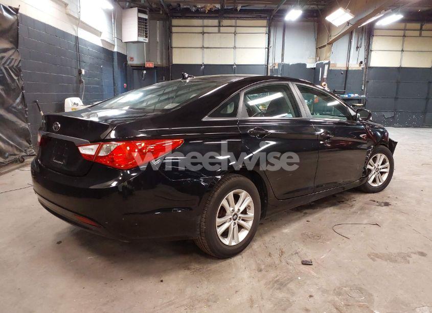 Photo 4 of 2012 Hyundai Sonata GLS (VIN 5NPEB4AC3CH476752)
