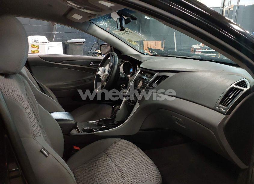 Photo 5 of 2012 Hyundai Sonata GLS (VIN 5NPEB4AC3CH476752)