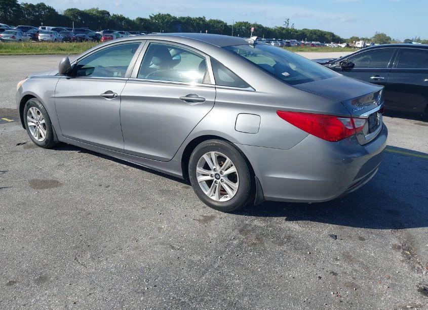 Photo 3 of 2012 Hyundai Sonata GLS (VIN 5NPEB4AC3CH486777)