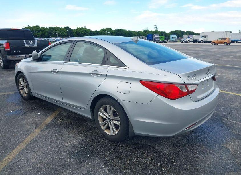 Photo 3 of 2012 Hyundai Sonata GLS (VIN 5NPEB4AC3CH497312)