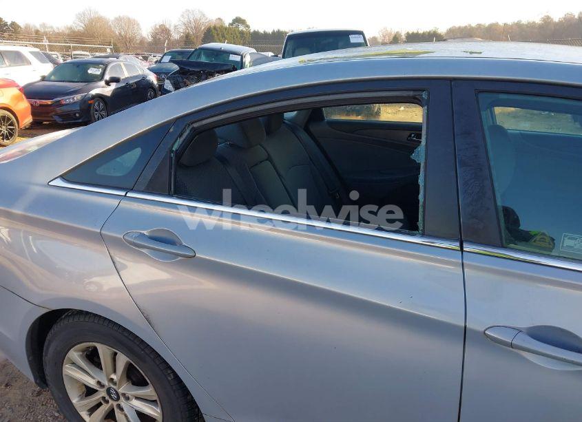 Photo 6 of 2013 Hyundai Sonata GLS (VIN 5NPEB4AC3DH538104)