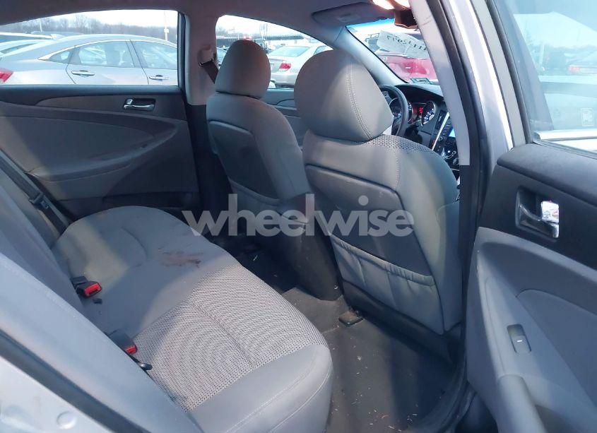 Photo 8 of 2013 Hyundai Sonata GLS (VIN 5NPEB4AC3DH551810)