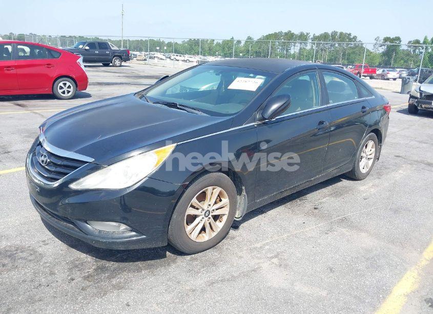 Photo 2 of 2013 Hyundai Sonata GLS (VIN 5NPEB4AC3DH558367)