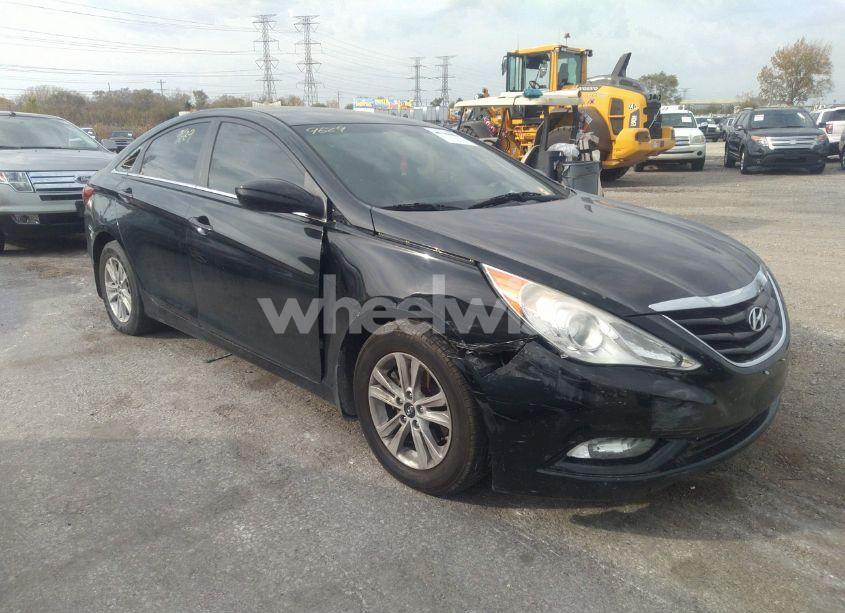 2013 Hyundai Sonata GLS (VIN 5NPEB4AC3DH562404) main photo