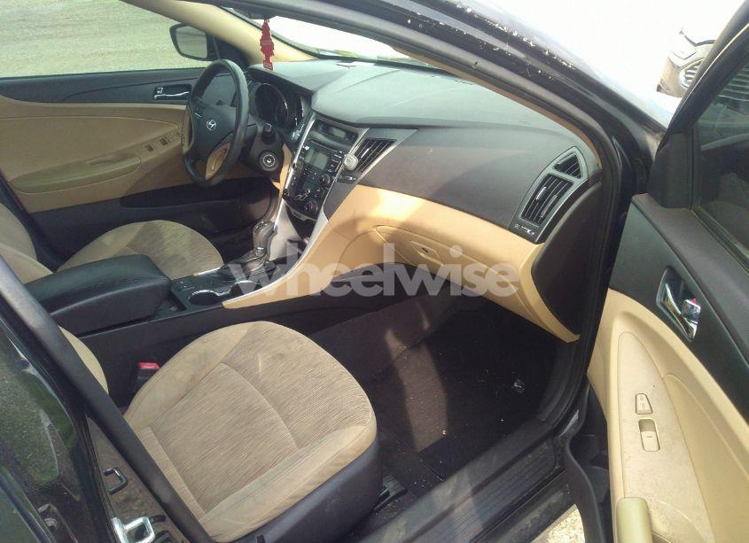 Photo 5 of 2013 Hyundai Sonata GLS (VIN 5NPEB4AC3DH562404)