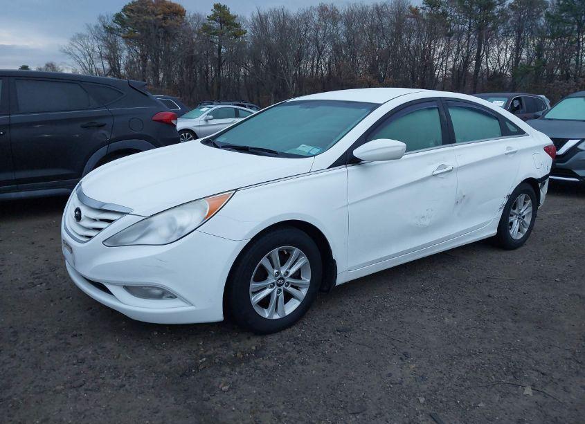 Photo 2 of 2013 Hyundai Sonata GLS (VIN 5NPEB4AC3DH565447)