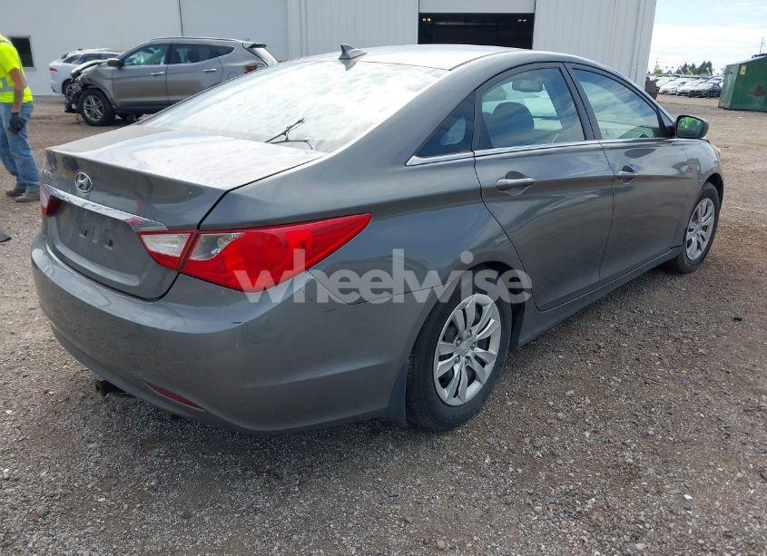 Photo 4 of 2013 Hyundai Sonata GLS (VIN 5NPEB4AC3DH575279)