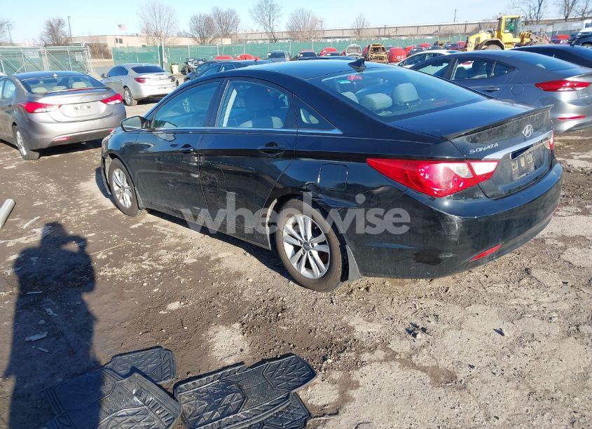 Photo 3 of 2013 Hyundai Sonata GLS (VIN 5NPEB4AC3DH581356)