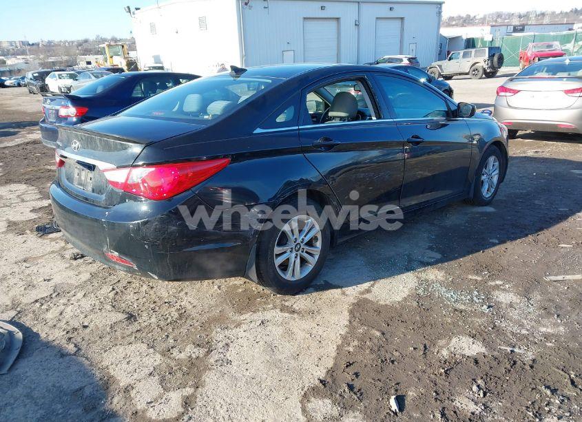 Photo 4 of 2013 Hyundai Sonata GLS (VIN 5NPEB4AC3DH581356)