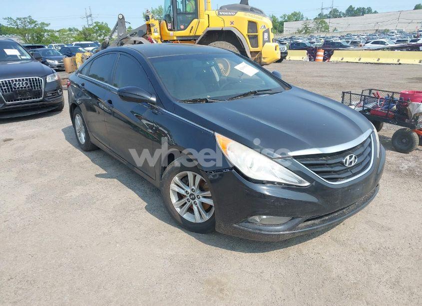 2013 Hyundai Sonata GLS (VIN 5NPEB4AC3DH590686) main photo