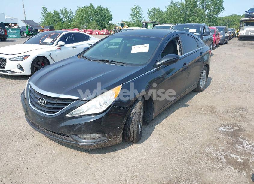 Photo 2 of 2013 Hyundai Sonata GLS (VIN 5NPEB4AC3DH590686)