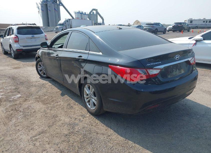 Photo 3 of 2013 Hyundai Sonata GLS (VIN 5NPEB4AC3DH590686)