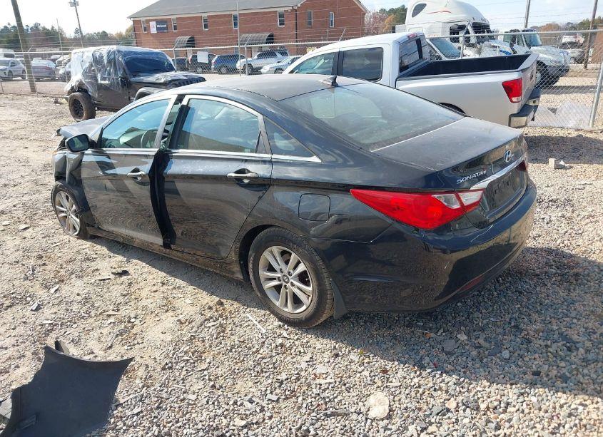 Photo 3 of 2013 Hyundai Sonata GLS (VIN 5NPEB4AC3DH598061)