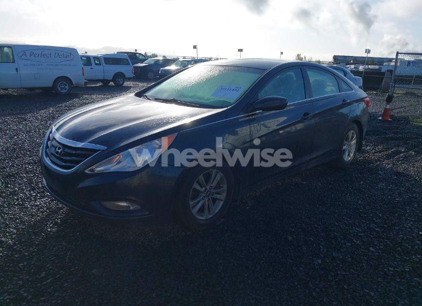 Photo 2 of 2013 Hyundai Sonata GLS (VIN 5NPEB4AC3DH628708)