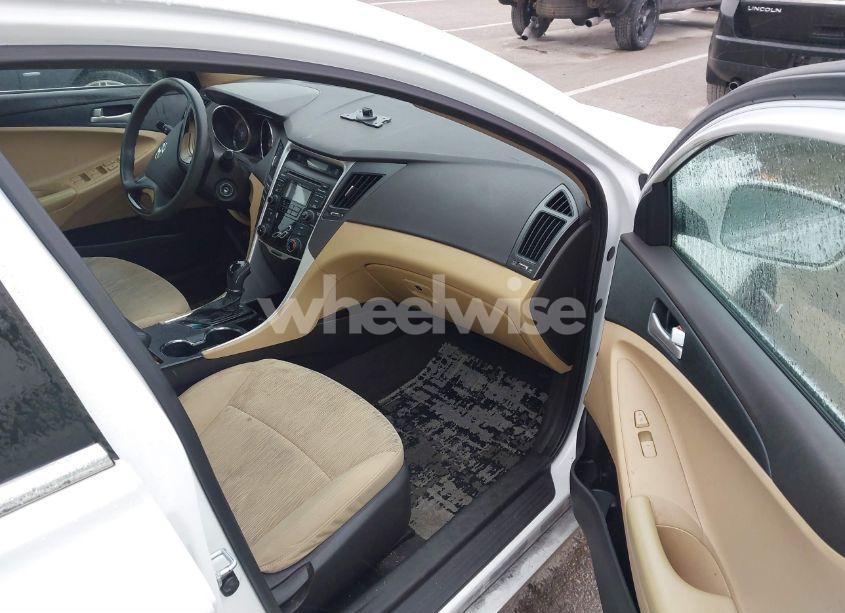 Photo 5 of 2013 Hyundai Sonata GLS (VIN 5NPEB4AC3DH634444)