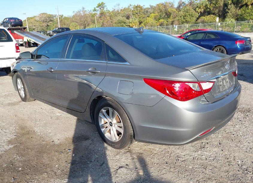 Photo 3 of 2013 Hyundai Sonata GLS (VIN 5NPEB4AC3DH687645)