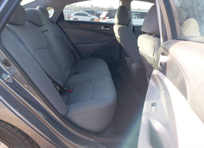 Photo 8 of 2013 Hyundai Sonata GLS (VIN 5NPEB4AC3DH687645)