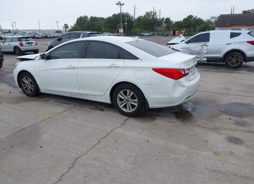 Photo 3 of 2013 Hyundai Sonata GLS (VIN 5NPEB4AC3DH693333)
