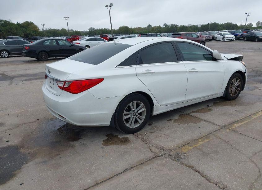 Photo 4 of 2013 Hyundai Sonata GLS (VIN 5NPEB4AC3DH693333)