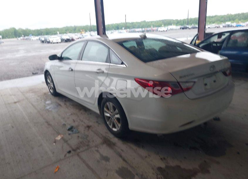 Photo 3 of 2013 Hyundai Sonata GLS (VIN 5NPEB4AC3DH702578)