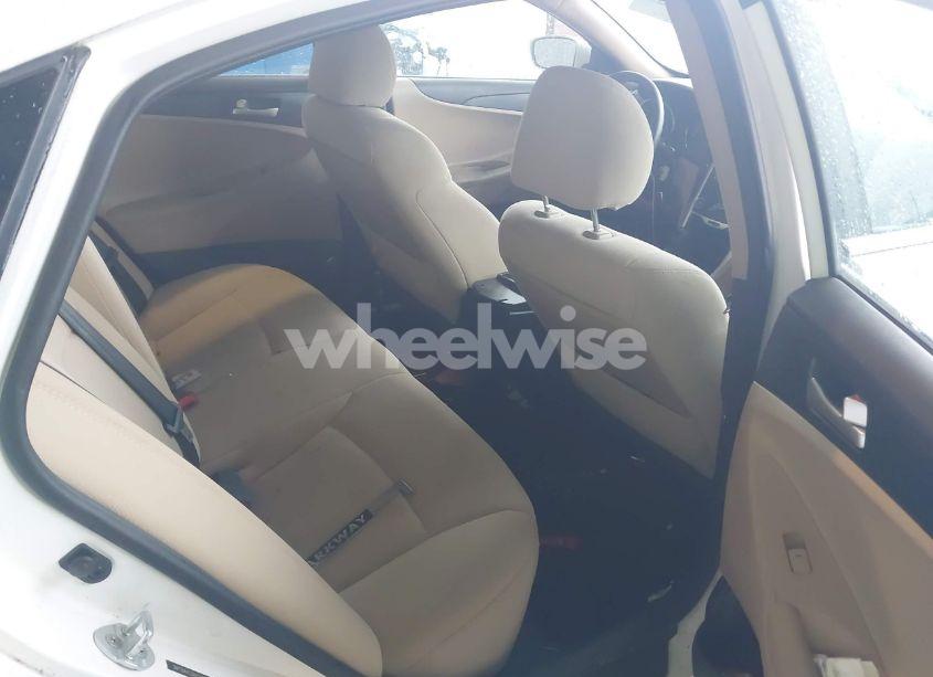 Photo 8 of 2013 Hyundai Sonata GLS (VIN 5NPEB4AC3DH702578)