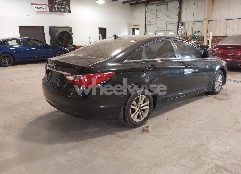 Photo 4 of 2013 Hyundai Sonata GLS (VIN 5NPEB4AC3DH703956)