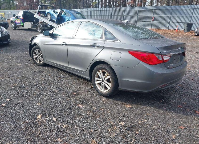 Photo 3 of 2013 Hyundai Sonata GLS (VIN 5NPEB4AC3DH714584)