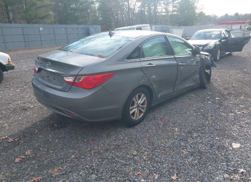 Photo 4 of 2013 Hyundai Sonata GLS (VIN 5NPEB4AC3DH714584)