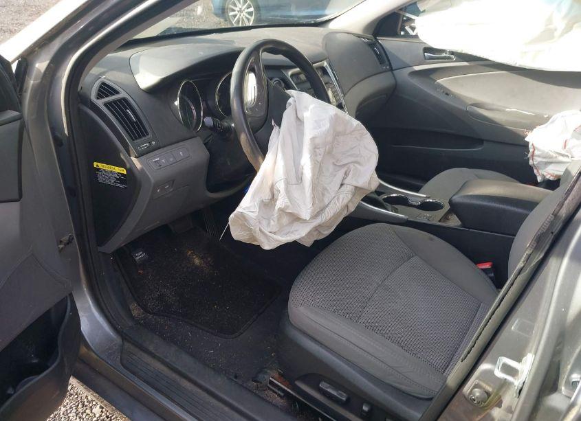 Photo 5 of 2013 Hyundai Sonata GLS (VIN 5NPEB4AC3DH714584)