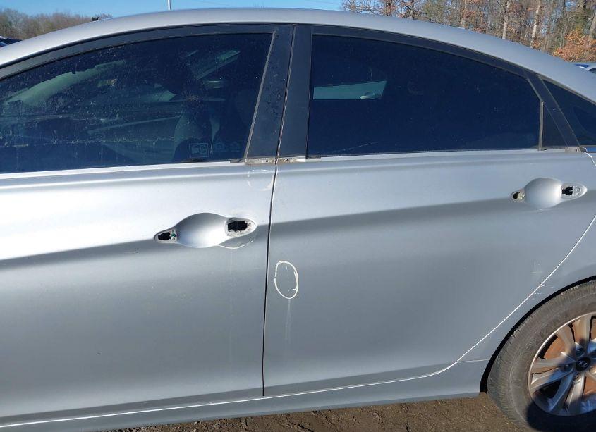 Photo 6 of 2013 Hyundai Sonata GLS (VIN 5NPEB4AC3DH731370)