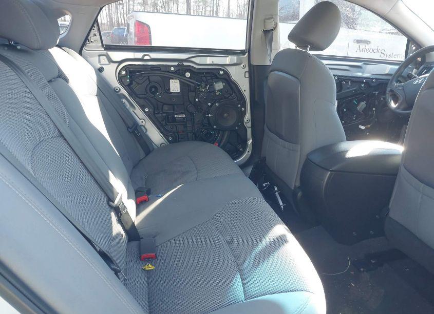 Photo 8 of 2013 Hyundai Sonata GLS (VIN 5NPEB4AC3DH731370)