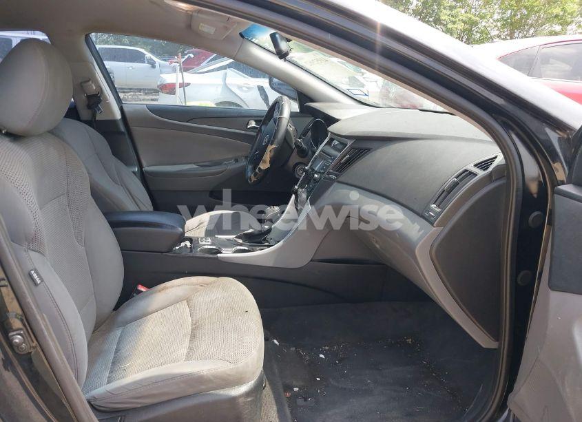 Photo 5 of 2013 Hyundai Sonata GLS (VIN 5NPEB4AC3DH752865)