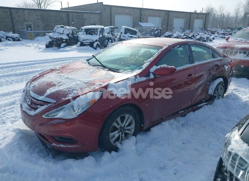 Photo 2 of 2013 Hyundai Sonata GLS (VIN 5NPEB4AC3DH757130)