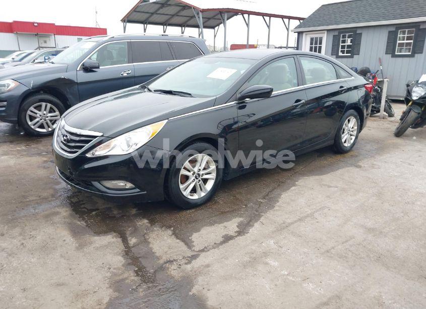 Photo 2 of 2013 Hyundai Sonata GLS (VIN 5NPEB4AC3DH760982)