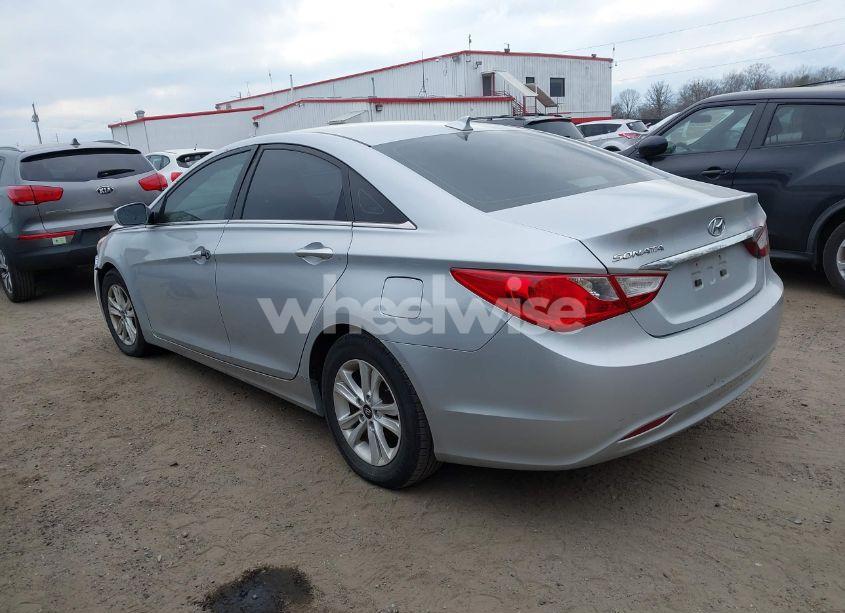 Photo 3 of 2013 Hyundai Sonata GLS (VIN 5NPEB4AC3DH767317)