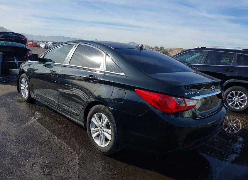 Photo 3 of 2013 Hyundai Sonata GLS (VIN 5NPEB4AC3DH776986)