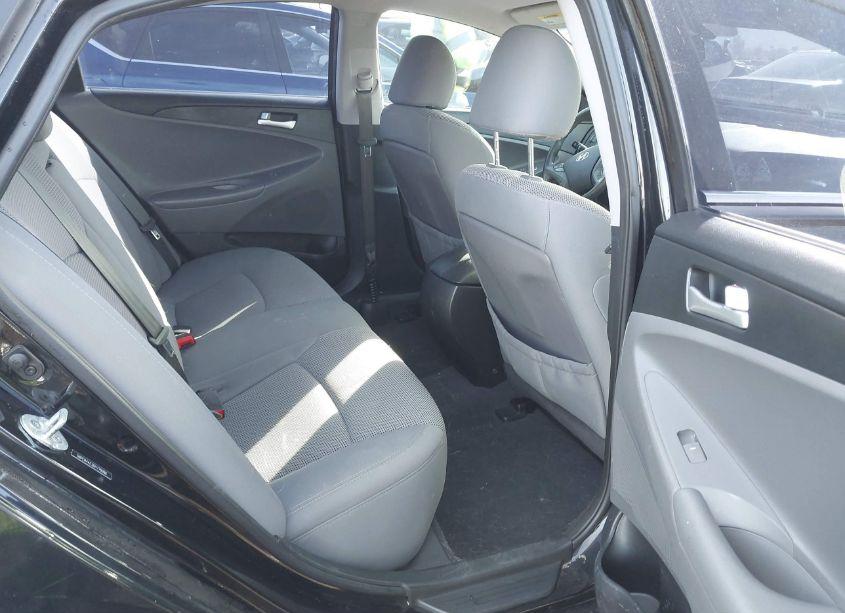 Photo 8 of 2013 Hyundai Sonata GLS (VIN 5NPEB4AC3DH776986)