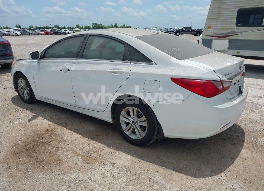 Photo 3 of 2013 Hyundai Sonata GLS (VIN 5NPEB4AC3DH779063)