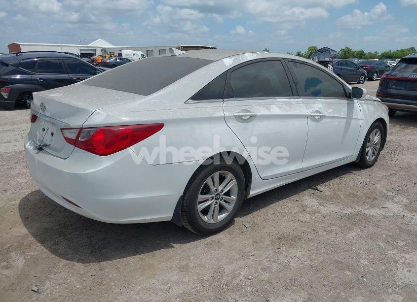 Photo 4 of 2013 Hyundai Sonata GLS (VIN 5NPEB4AC3DH779063)