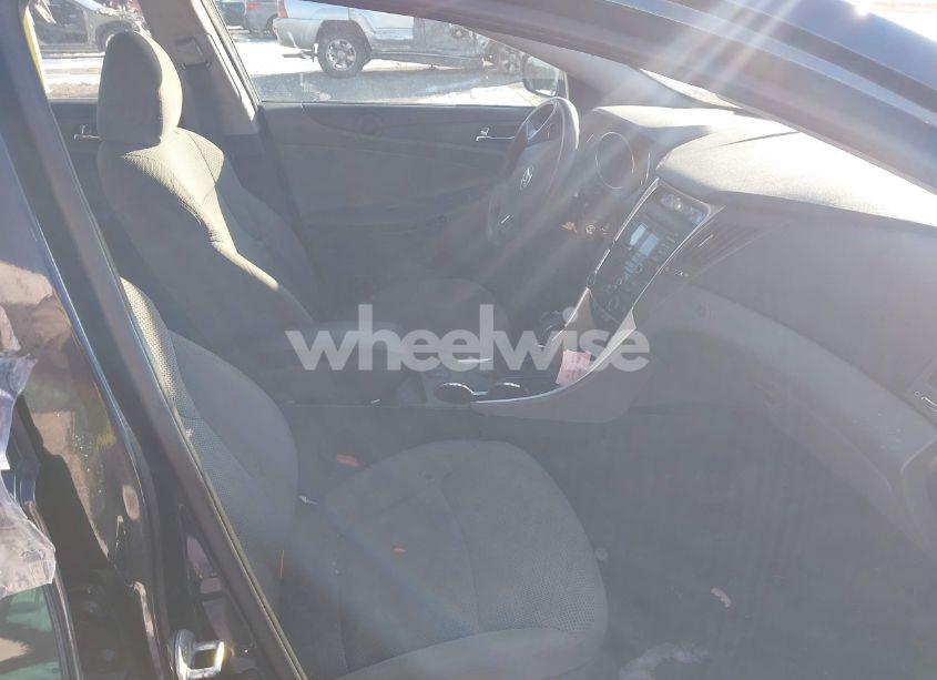 Photo 5 of 2013 Hyundai Sonata GLS (VIN 5NPEB4AC3DH788524)