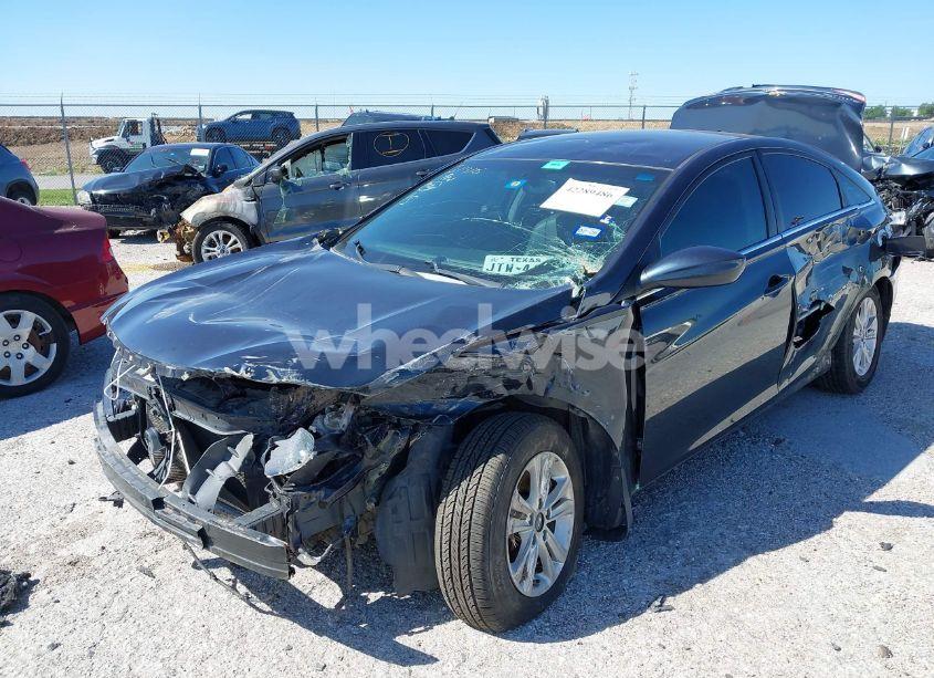 Photo 2 of 2013 Hyundai Sonata GLS (VIN 5NPEB4AC3DH801952)