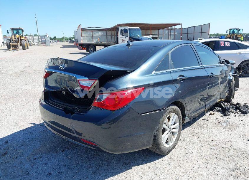 Photo 4 of 2013 Hyundai Sonata GLS (VIN 5NPEB4AC3DH801952)