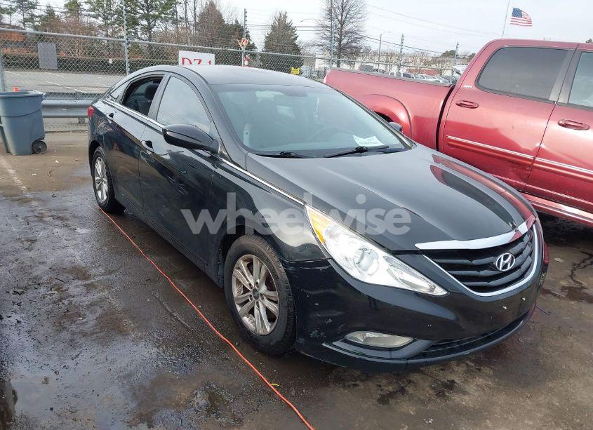 2013 Hyundai Sonata GLS (VIN 5NPEB4AC3DH802888) main photo