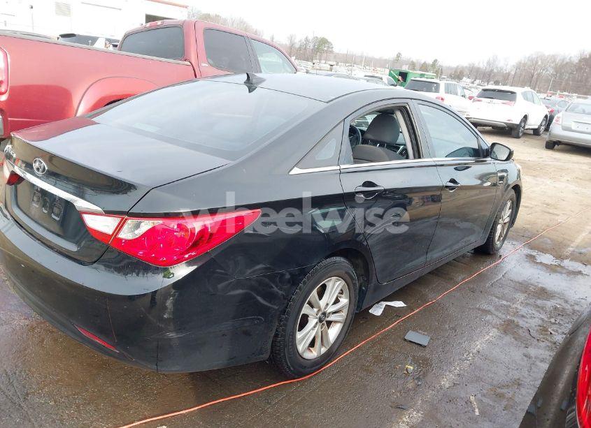 Photo 4 of 2013 Hyundai Sonata GLS (VIN 5NPEB4AC3DH802888)