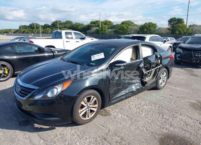 Photo 2 of 2014 Hyundai Sonata GLS (VIN 5NPEB4AC3EH813939)