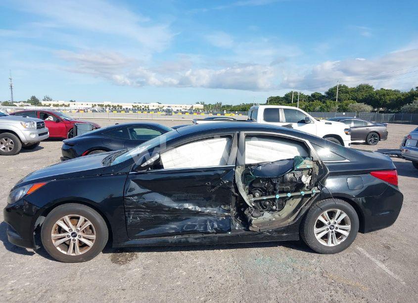 Photo 6 of 2014 Hyundai Sonata GLS (VIN 5NPEB4AC3EH813939)