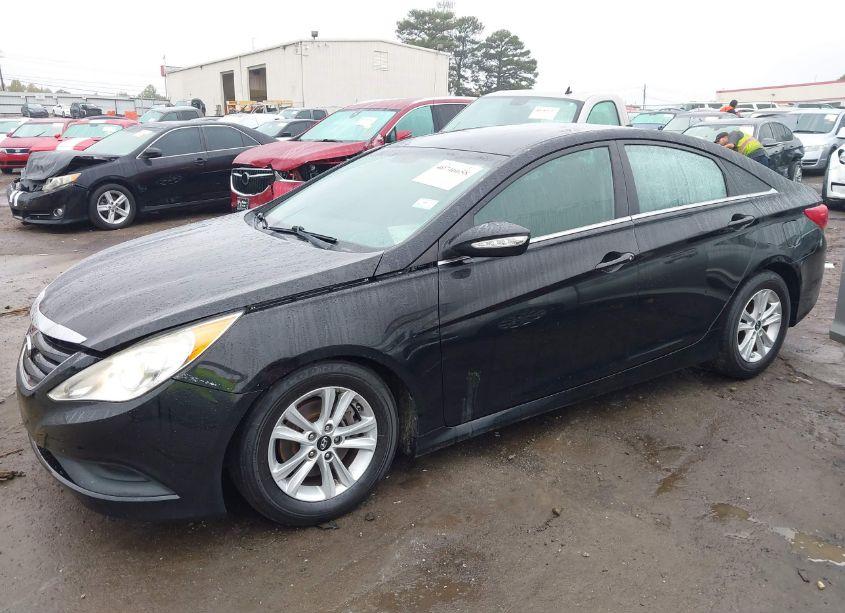 Photo 2 of 2014 Hyundai Sonata GLS (VIN 5NPEB4AC3EH830398)